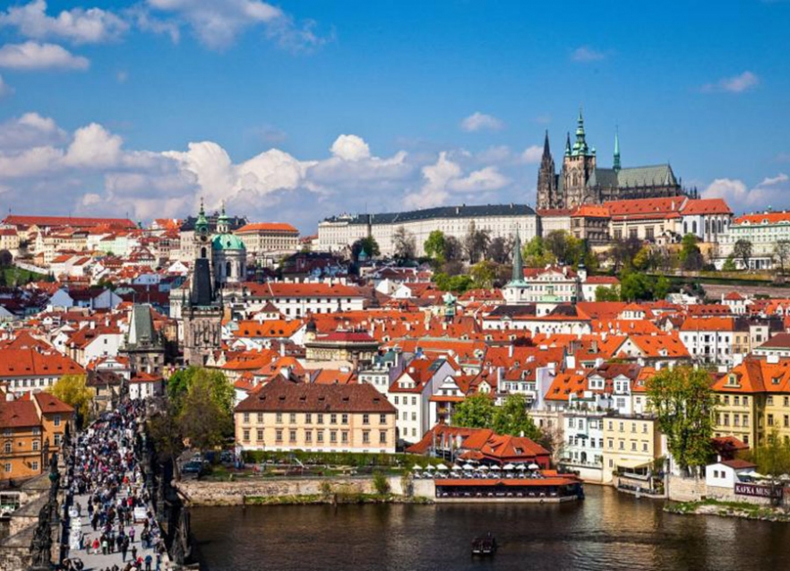SetWidth882 Prague Castle and Charles Bridge