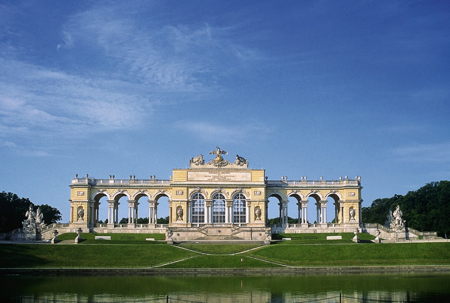 schoenbrunn