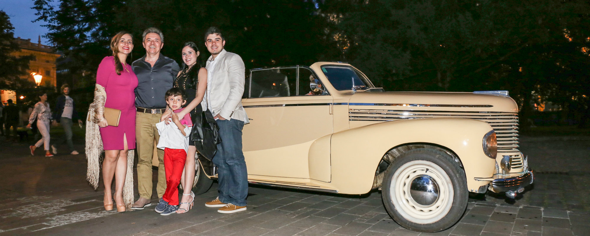 vintage car family